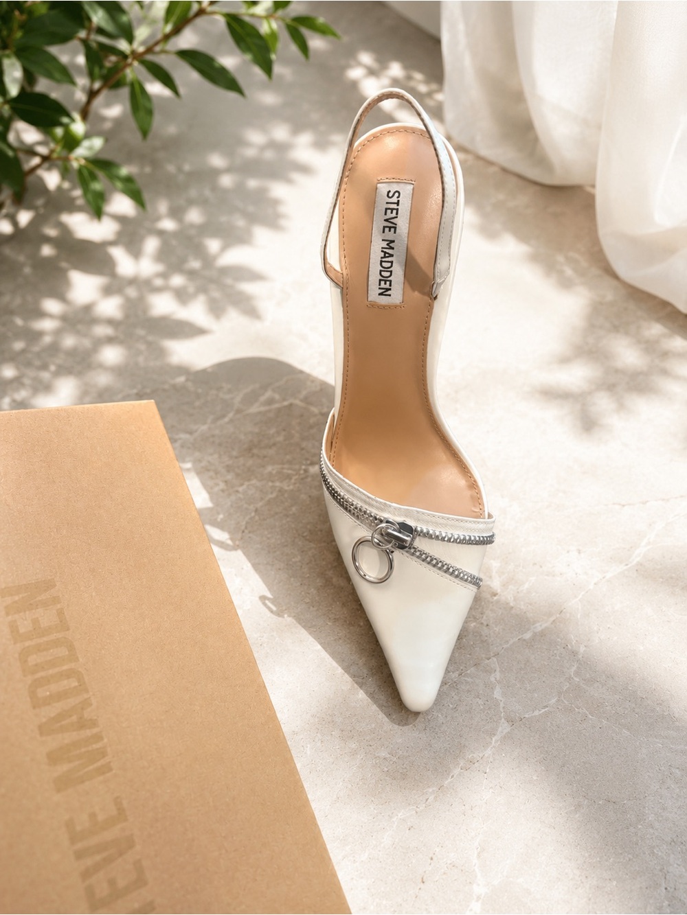 Steve Madden White Pointed Slingback Pump with Silver Zipper Ring